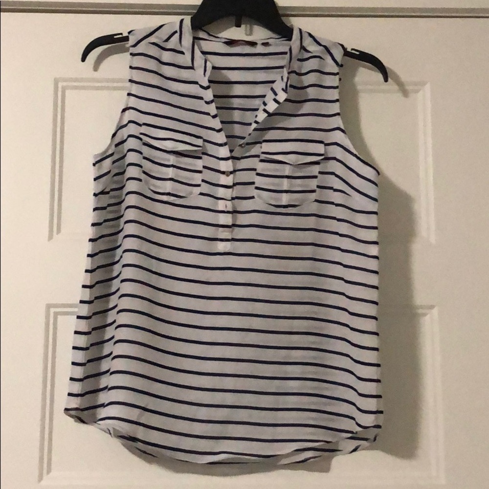 Ginger Women’s Sleeveless Top